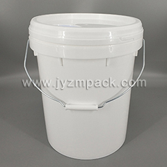 20 Liter plastic bucket with plastic spout cap