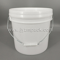 16 Liter plastic bucket
