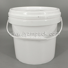 10 Liter plastic bucket